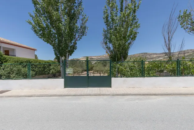 Terreno urbano en la aldea de los Bermejales, termino de Arenas del Rey — 23