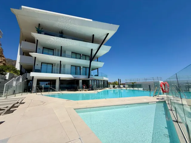 EXCLUSIVO APARTAMENTO CON VISTAS PANORAMICAS AL MAR | HIGUERON – CARVAJAL, FUENGIROLA — 35