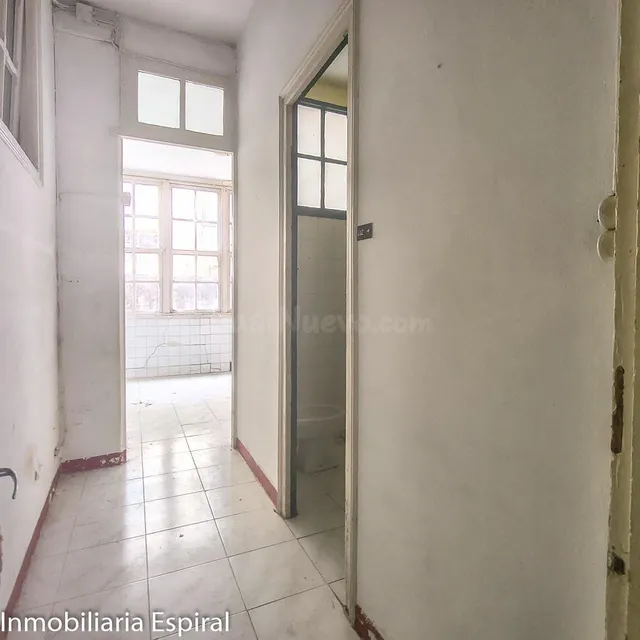 Edificio en el Centro de Ferrol: Oportunidad para Inversores - foto 5