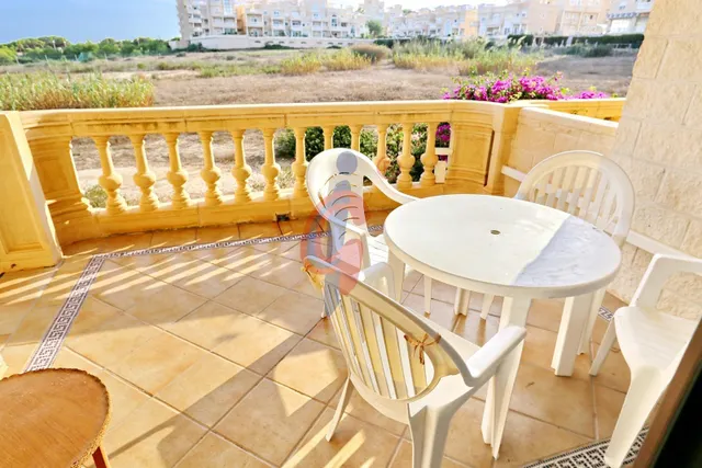 Un rincón junto al mar para disfrutar todo el año en Playa Moncayo — 7