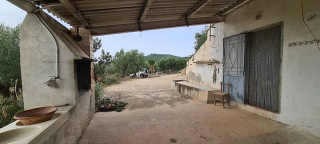 Finca Rústica de 41.000 M2 con caseta de 40 M2 a rehabilitar - foto 2