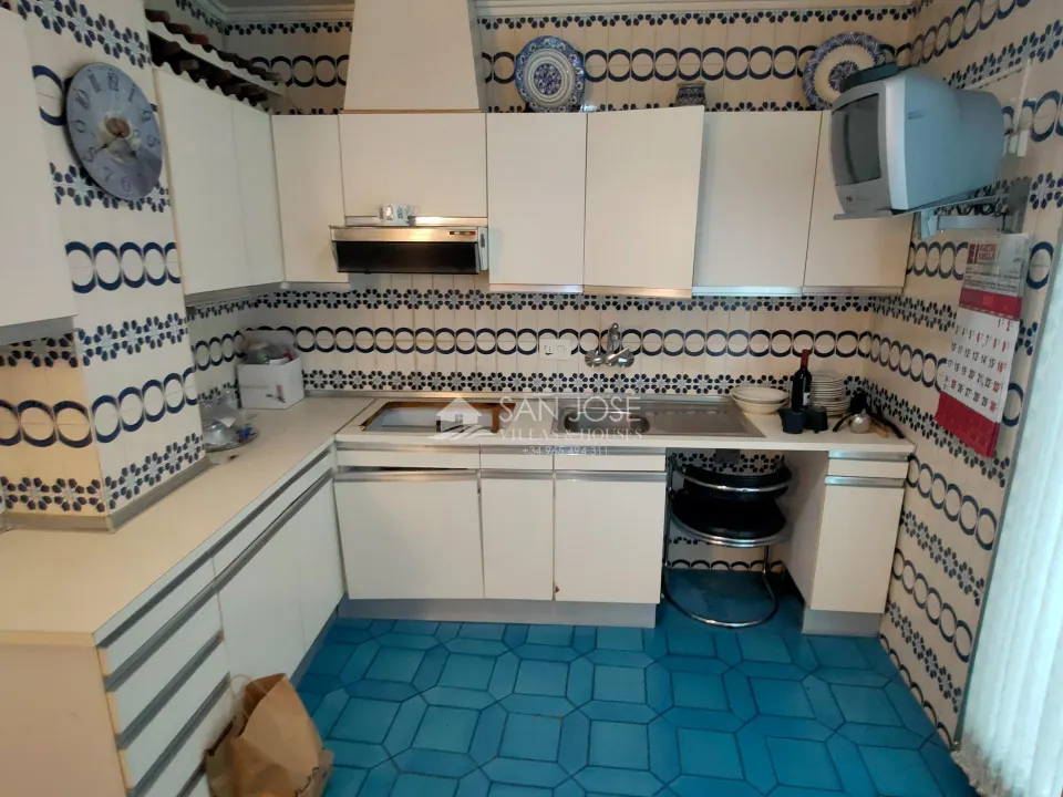 INMOBILIARIA SAN JOSE VENDE GRAN PISO EN AVENIDA DE CHAPÍ DE ELDA
