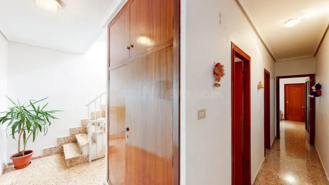 CASA ZONA CALVARIO MUY AMPLIA - foto 4