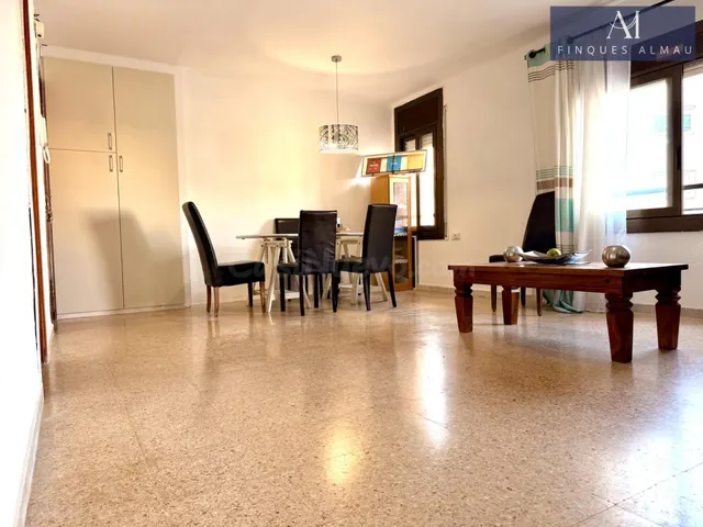 Piso para inversores en centro de Les Roquetes Sant Pere de 