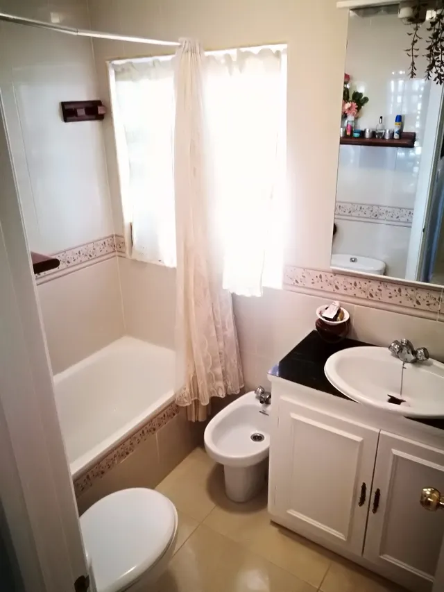 Piso Zona La Costilla — 18