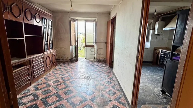 Casa adosada, para reformar en Neda. — 7