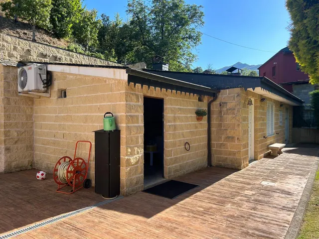 ESPECTACULAR FINCA CON CHALET A 5 MIN DE PONFERRADA — 25