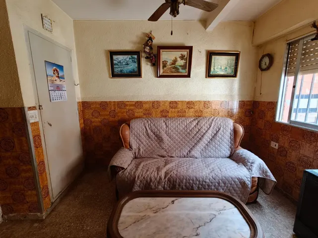 Piso en planta baja de 3 habitaciones con patio en Silla — 6