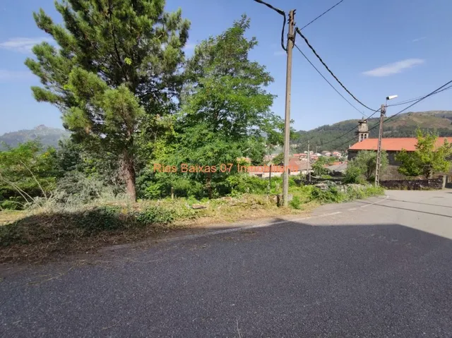 REF 2821 PARCELA 1000m2 ZONA VINCIOS (GONDOMAR)