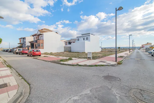 OPORTUNIDAD DE SUELO URBANO EN LA LOCALIDAD DE CHAUCHINA EN URBANIZACION RESIDENCIAL — 17
