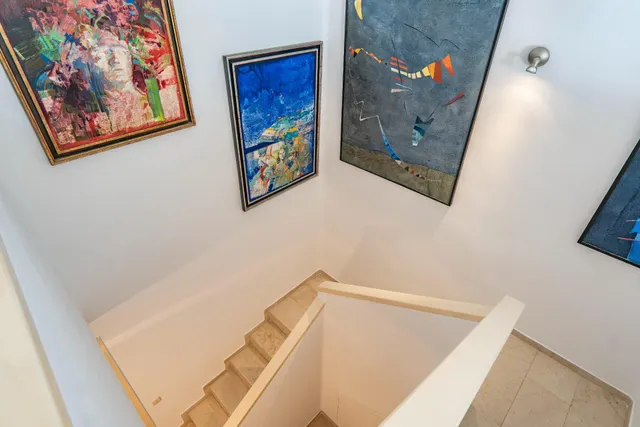 Amplio dúplex en Río Real, Marbella Este, junto a proyectos de alto valor — 33