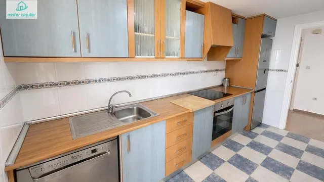 UN BALCÓN AL MEDITERRÁNEO EN LA PLANTA 17 — 22