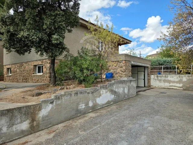 Chalet Independiente en Olias Del Rey — 41