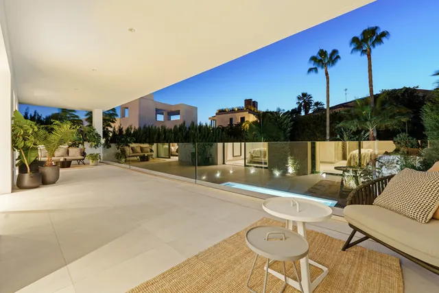 Chalet 5 habitaciones 517m² en venta - Marbella — 40