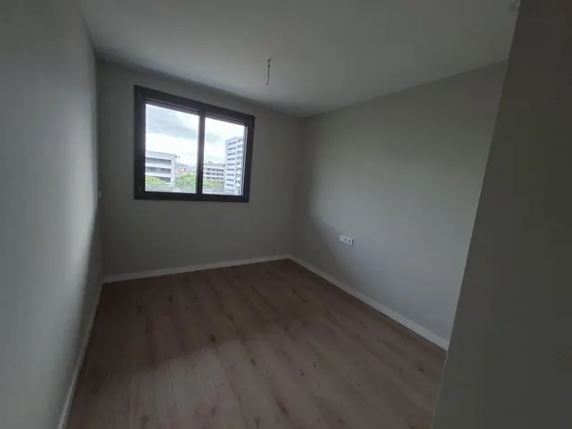 SE ALQUILA PISO DE OBRA NUEVA TODO EXTERIOR CON UNA TERRAZA DE  40 METROS EN LA ZONA DEL CANAL DE BADALONA — 9