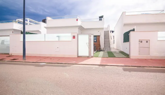 Preciosa villa en el Señorio de Roda - foto 5