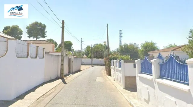 Venta de casa en Utrera - Sevilla — 2