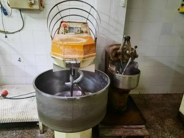 Local comercial panaderia — 16