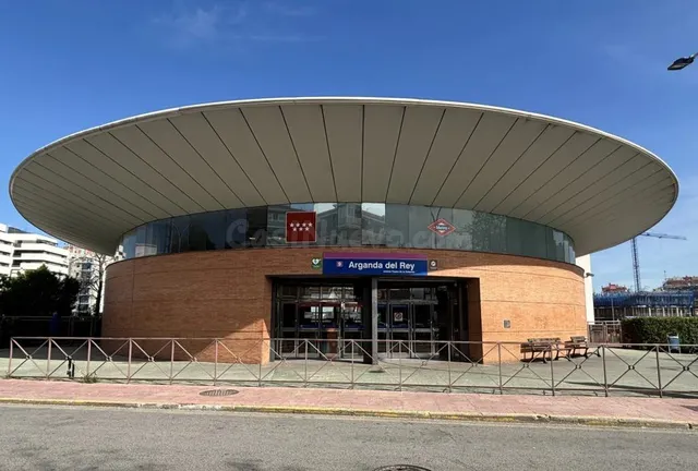 SE VENDE PLAZA DE GARAJE EN EL CENTRO DE ARGANDA DEL REY - foto 3