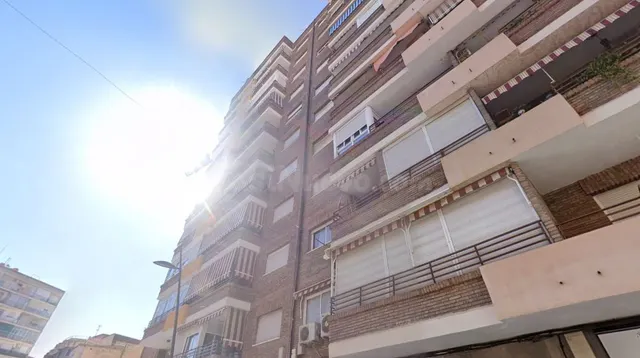 Venta piso en Abarán (Murcia) — 2