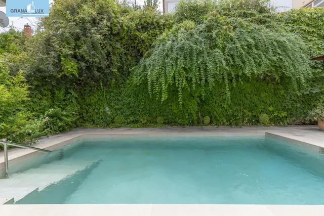 Chalet pareado con piscina, jardín y bonitas vistas a Granada en La Zubia — 49