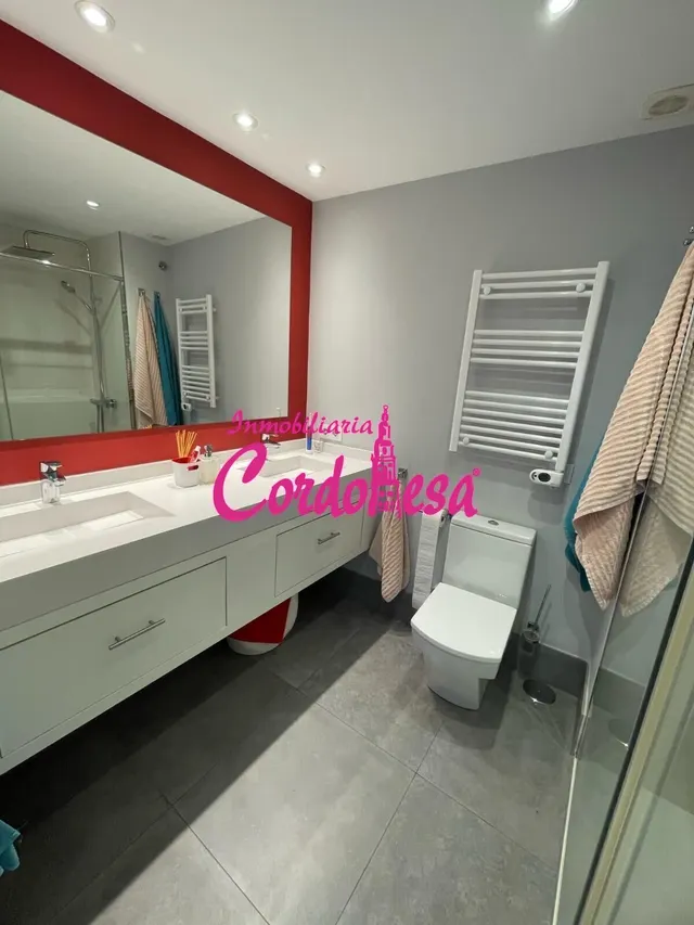 MAGNIFICA VIVIENDA EN PLENO CENTRO, CON GARAJE DOBLE OPCIONAL Y TRASTERO!!!! — 27