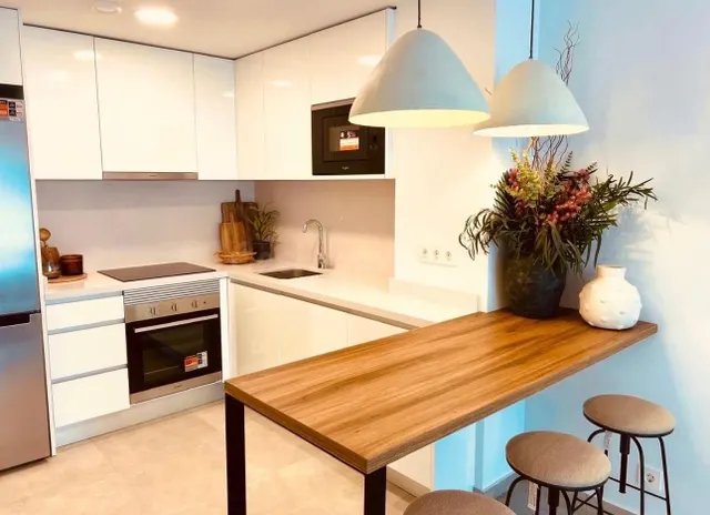 ALQUILER DE APARTAMENTO DE OBRA NUEVA EN EL CENTRO DE ALICAN