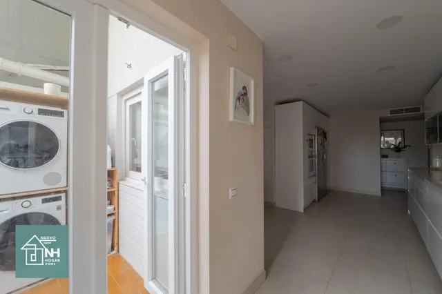 Piso de 154 m2 reformado, 4 dormitorios, luminoso y con trasteros en avenida de Andalucía — 21