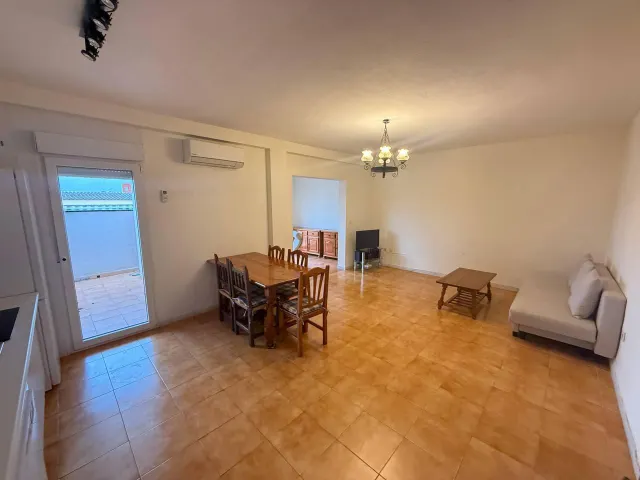 Apartamento de 2 dormitorios de alquiler en La Mata Torrevieja — 4