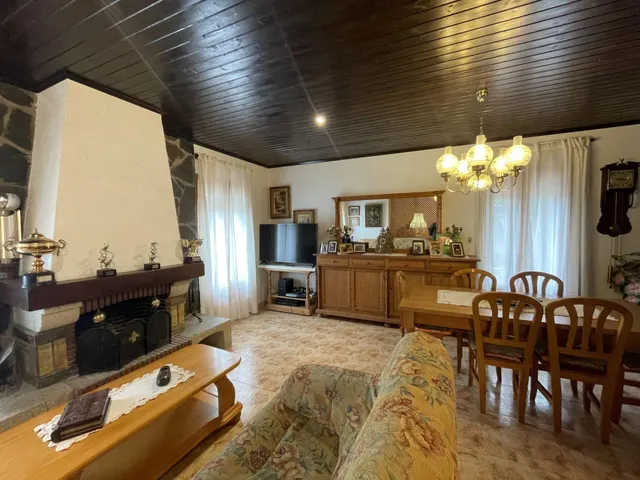 MASIA DE 4 habitaciones EN FONOLLOSA — 17