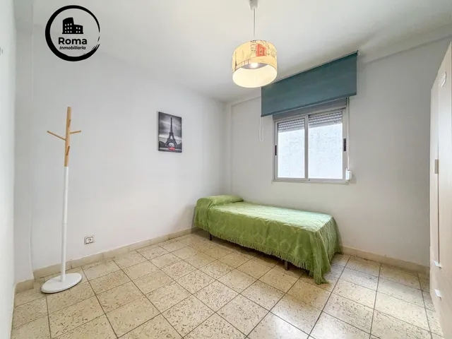 Piso de 3 Dorm. junto al parque Federico Garcia Lorca. — 18