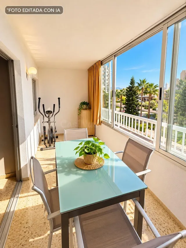 Piso en Benidorm - Playa de Poniente a Solo 300 Metros del Mar — 2