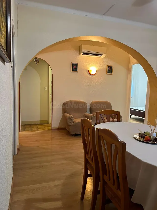 Acogedor Apartamento Reformado en Segunda Planta - Ideal par - foto 2