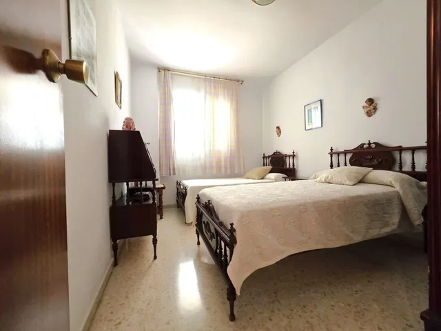 ATICO EN EL CONSUL — 19