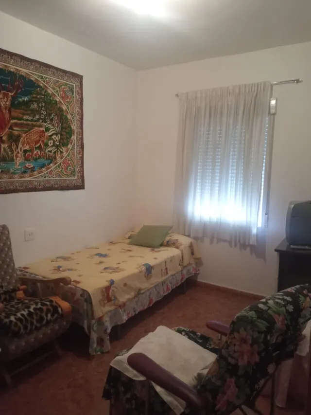 casa amplia de dos plantas con patio en Cehegín — 32