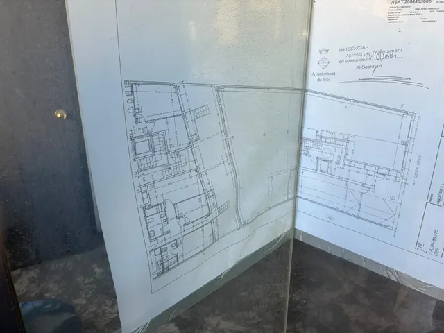 LOCAL COMERCIAL A PIE DE CALLE — 37
