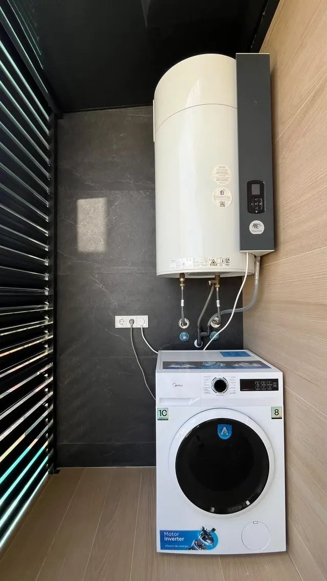Alquiler de obra nueva con cocina con isla, balcón y piscina comunitaria — 8