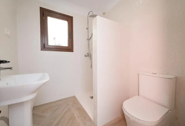 Casa de Campo Reformada en Villanueva de la Concepción: Paz, Elegancia y Vistas Únicas — 23