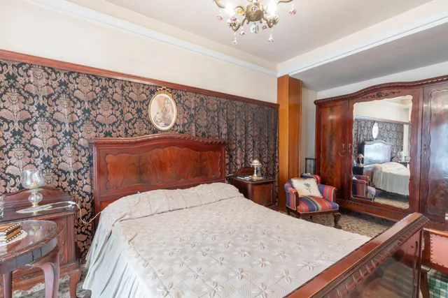Amplia vivienda en pleno centro de Granada — 16