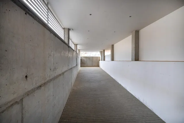 Piso en Serrallo, calle Aconcagua. Vivienda del 2007, situada en 2ª planta, con vistas despejadas — 35