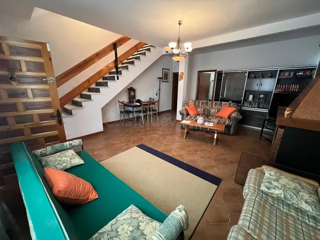 Pareado 6 habitaciones 215m² en venta - Castilla la mancha - foto 2