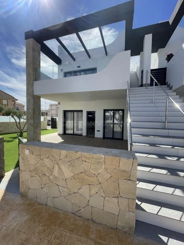 ÚLTIMO DÚPLEX DE OBRA NUEVA EN COMPLEJO RESIDENCIAL – ORIHUE - foto 2