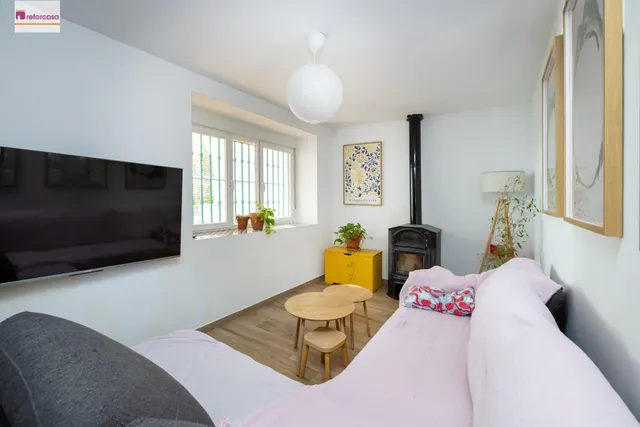 ¡Tu hogar soñado te espera en esta espectacular casa reformada! — 13