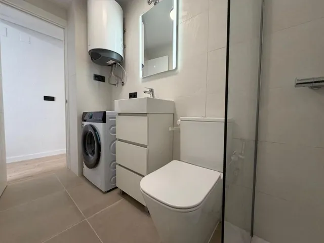 Apartamento 2 habitaciones 53m² en venta - Estacion de autobuses — 11