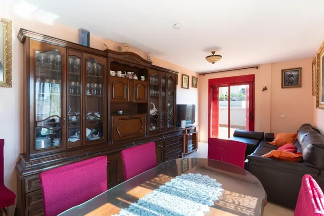 Espectacular Ático en el Corazón de Roquetas de Mar por €143,000 — 8