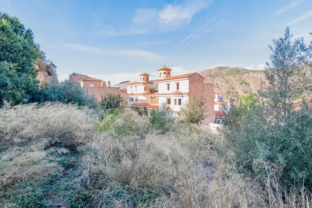 Oportunidad Única: Terreno Urbano en Vélez de Benaudalla - Costa Tropical — 27