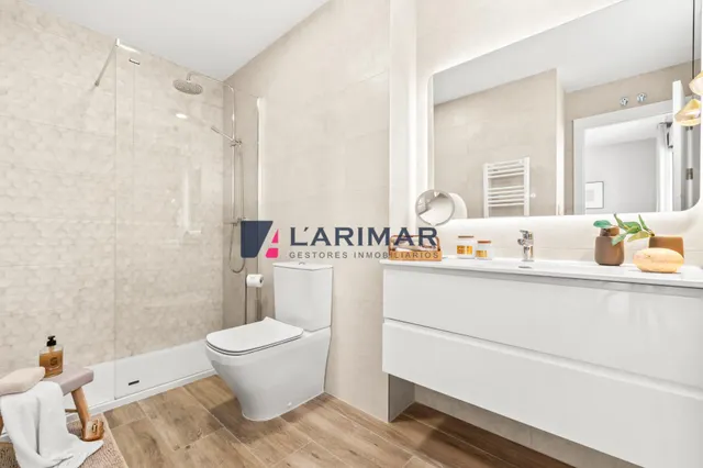 ✨ exclusiva propiedad en esquina con 393 m2 de parcela, piscina privada y energía solar en zona nou nazareth San Juan de Alicante — 45