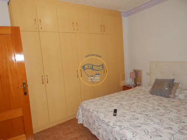 Casa Espaciosa en Montesa: Comodidad y Estilo — 17