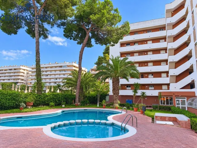 Apartamento reformado en zona turística de Salou. — 24
