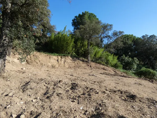 CALONGE, Urb. Mas Pere, parcela de 770 m2. con vistas a mont